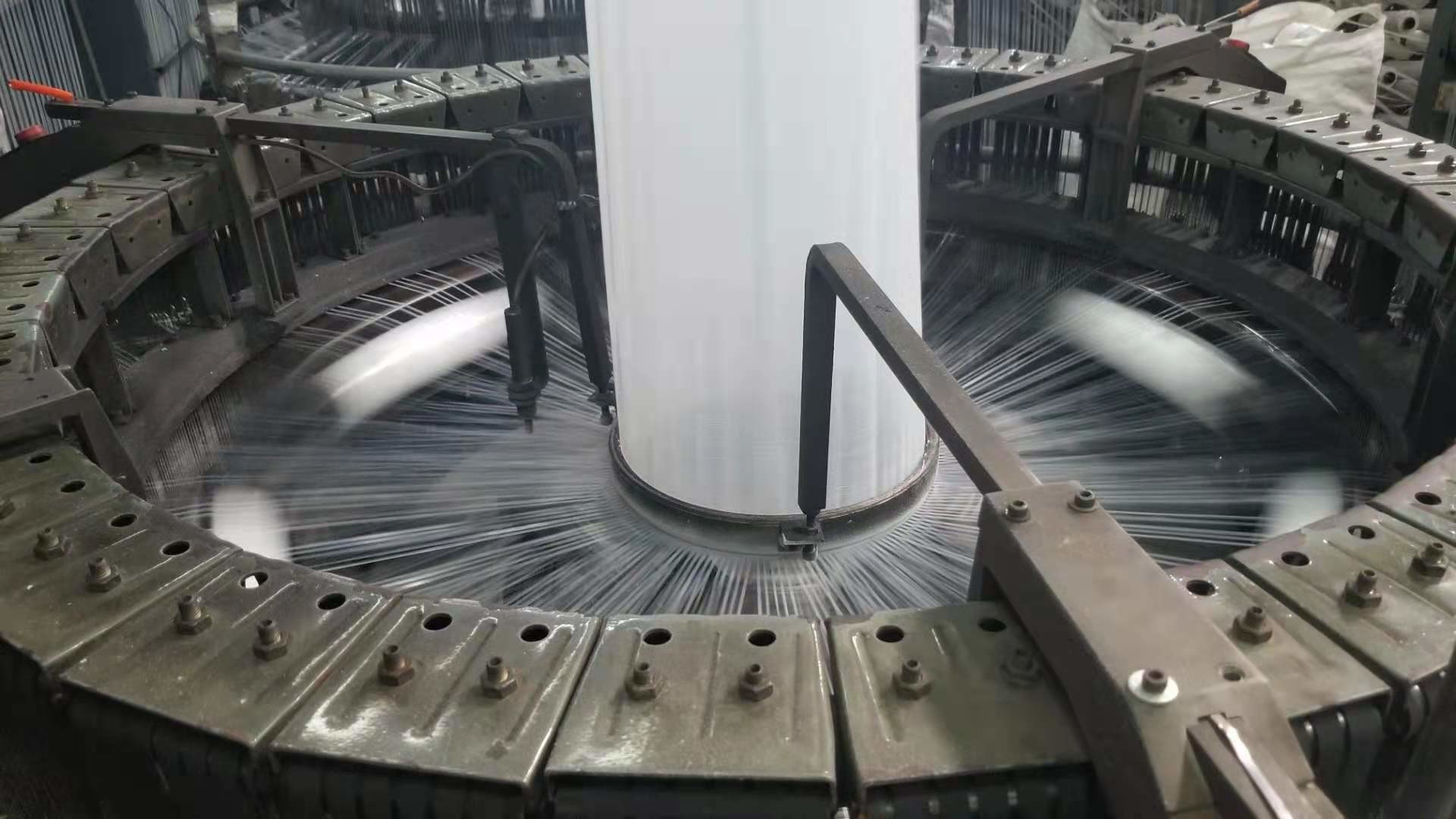 4 shuttle high speed energy-saving round loom YZJ-4/750